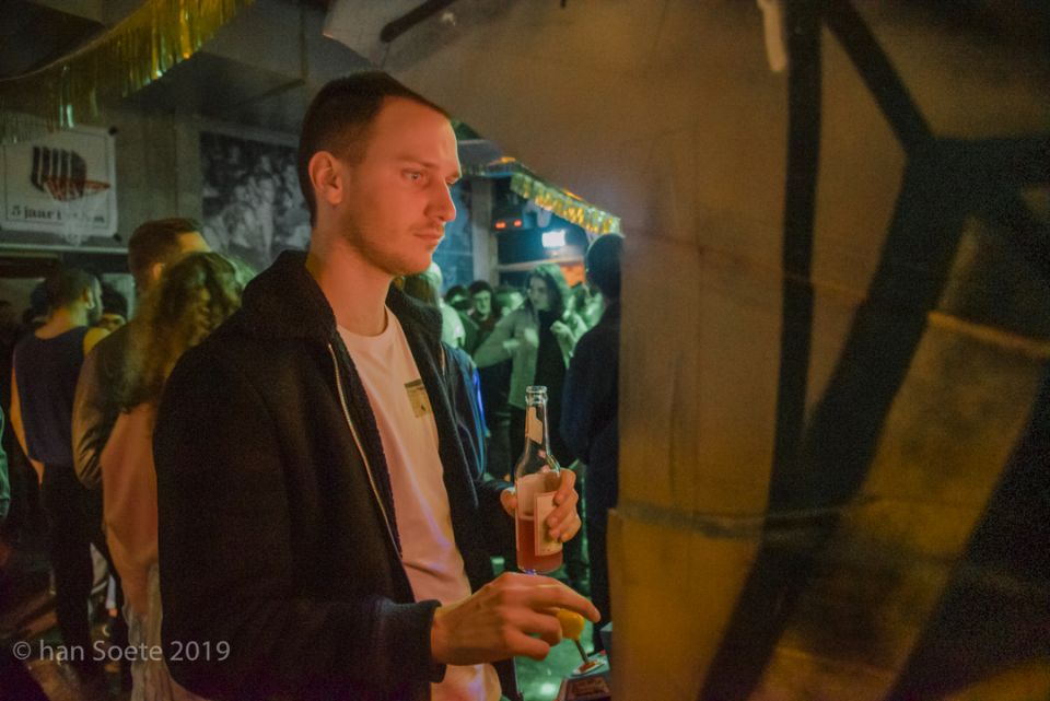 001_20190518-_HAN8133_1080