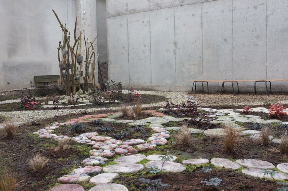 2015_05_03---EARTH.-ROPE.-POT.PLANT-tuinbezoek---d_