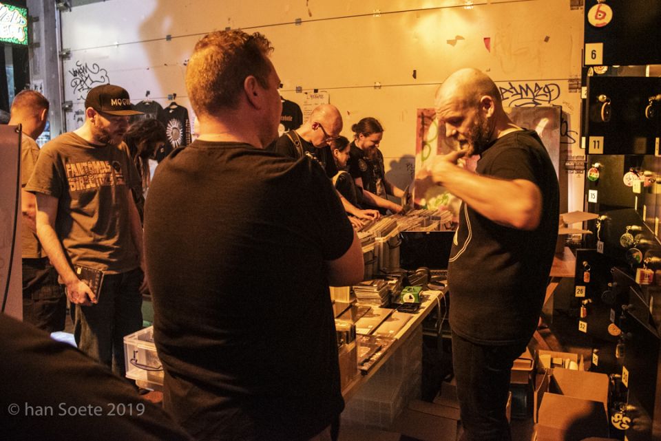 001_20190422-_HAN4802_1080