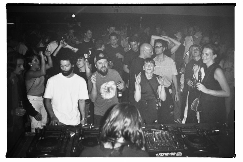 2022_10_21 SARA DZIRI LENA WILLIKENS - Ines Bodlovic53