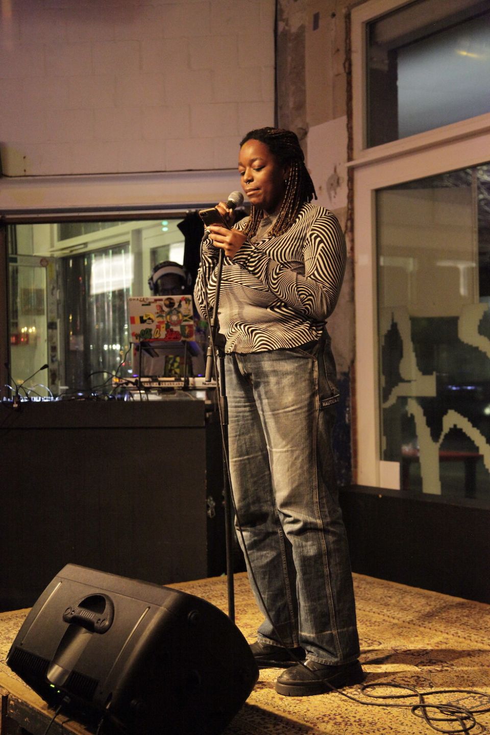 2022_12_13 MAMAS OPEN MIC - Ella Krmasek34