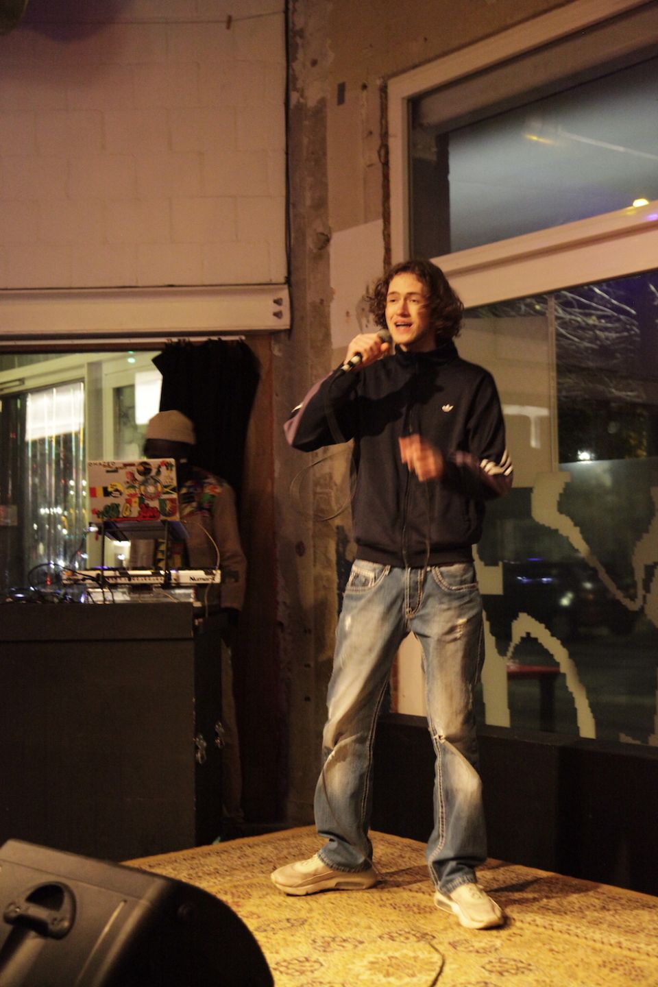 2022_12_13 MAMAS OPEN MIC - Ella Krmasek81