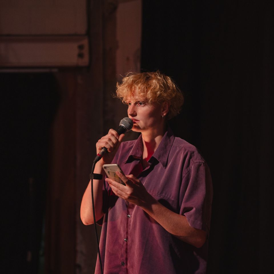 23_10_10 MOM - Simon Van Looveren - Web-37