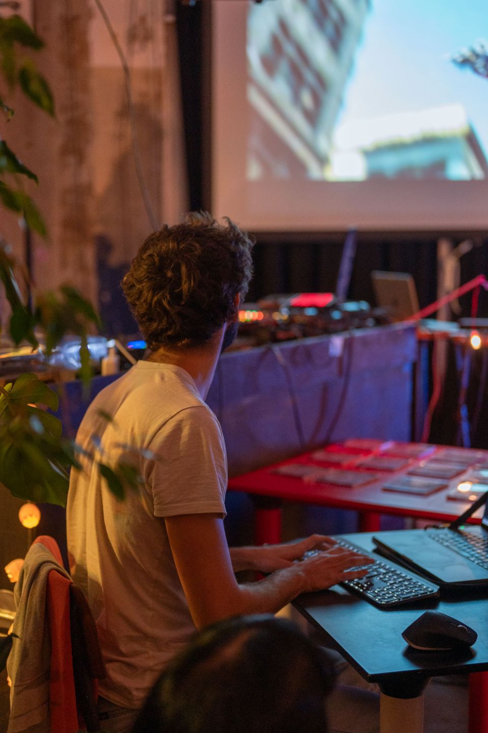 23_10_11 WAV-Fanzine - Simon Van Looveren - Web-20