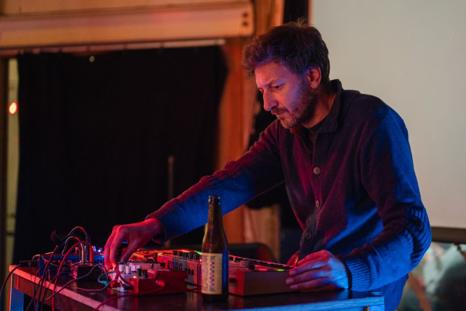 23_10_25 WAV - Simon Van Looveren - Web-6