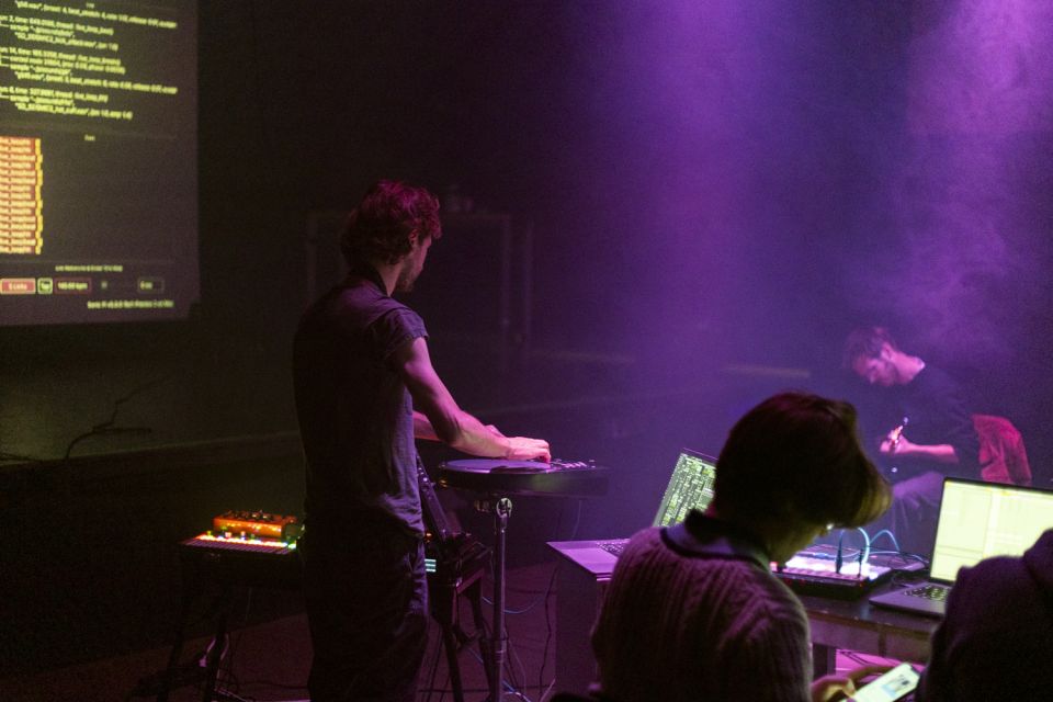 2023_10_12 Extra Academy Dago Sondervan : Electronic Jam - Amber Cnaepkens 12