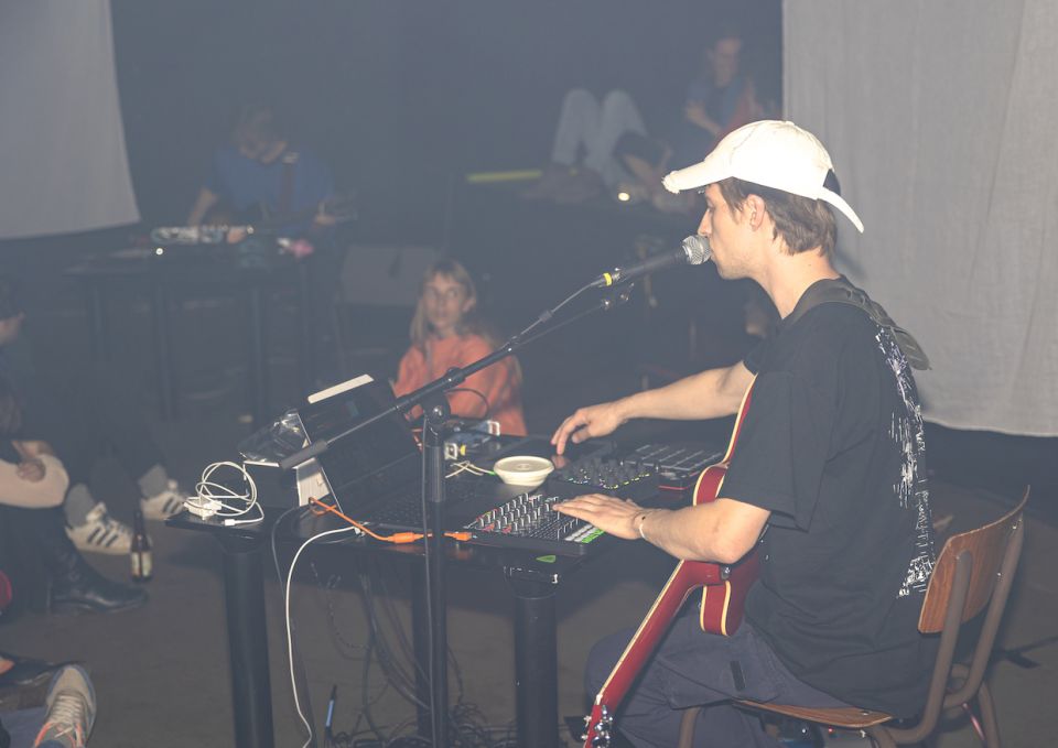 2023_10_06 VRUCHTBARE GROND - Mortaza 17