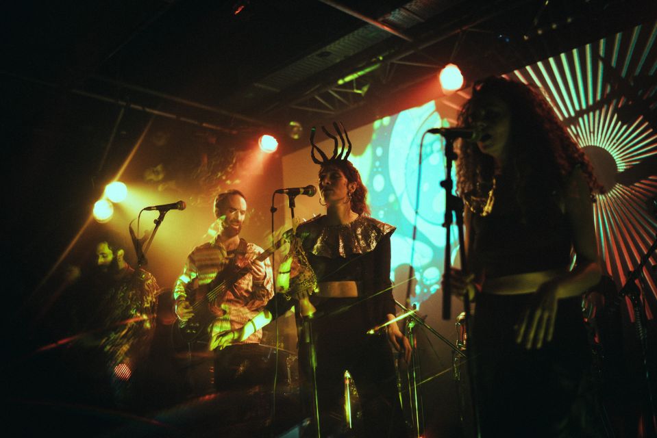 25012024_AL_Doum&TheFaryds_BearBonesLayLow_Daria_Miasoedova-19