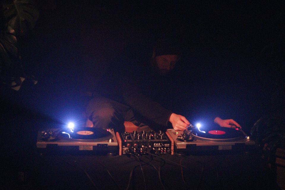 2024_01_19 BLACK GRAVITY RHYTHMS - Violeta Chouciño Veiga - 14
