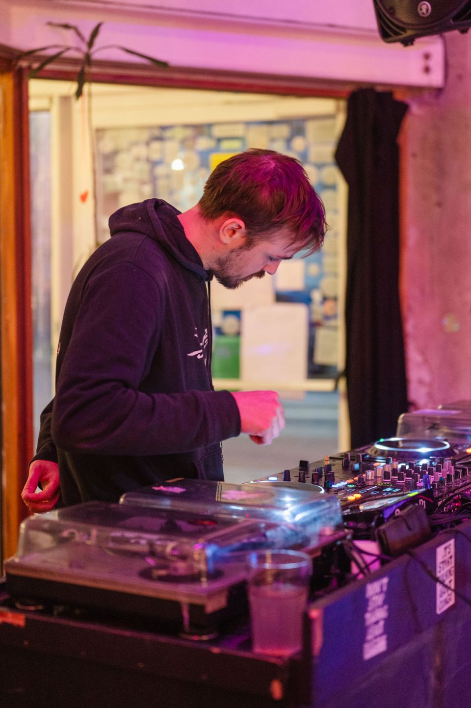 24_04_03 WAV - Simon Van Looveren - Web-9