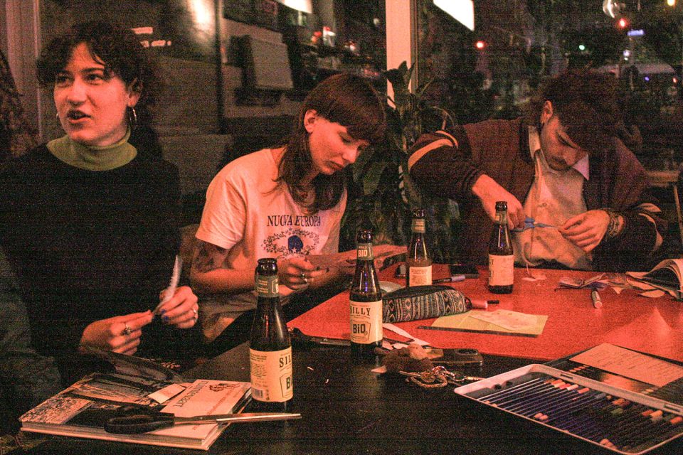 2024_10_02 WAV WARRECORDS W: THE ORPHANAGE COMMITTEE POSTELEIN & WAR B2B PIXIE + FANZINE - Violeta Chouciño Veiga - 10