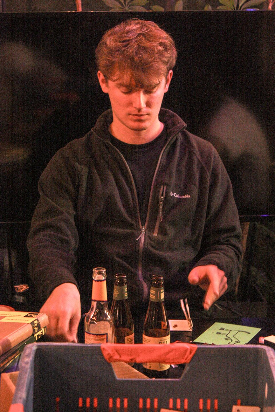 2024_10_02 WAV WARRECORDS W: THE ORPHANAGE COMMITTEE POSTELEIN & WAR B2B PIXIE + FANZINE - Violeta Chouciño Veiga - 15