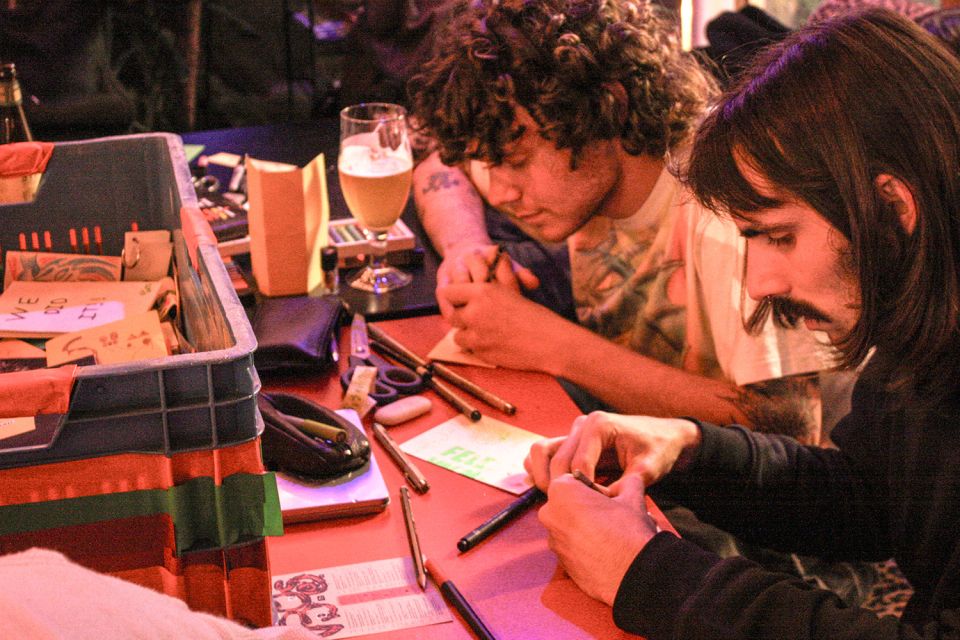 2024_10_02 WAV WARRECORDS W: THE ORPHANAGE COMMITTEE POSTELEIN & WAR B2B PIXIE + FANZINE - Violeta Chouciño Veiga - 16