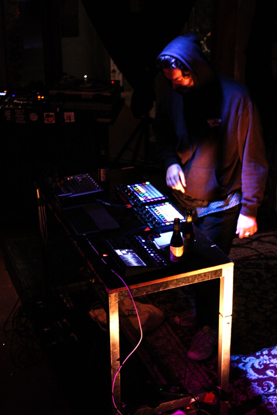 2024_10_02 WAV WARRECORDS W: THE ORPHANAGE COMMITTEE POSTELEIN & WAR B2B PIXIE + FANZINE - Violeta Chouciño Veiga - 35