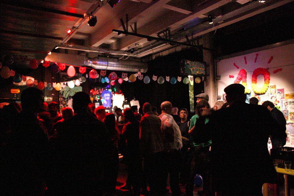 2024_10_26 Hot Sjot Pop fest 5:Thor Kissing:The cosmosians:Lothario:Ninashka:Timmy's organism - Violeta Chouciño Veiga - 43