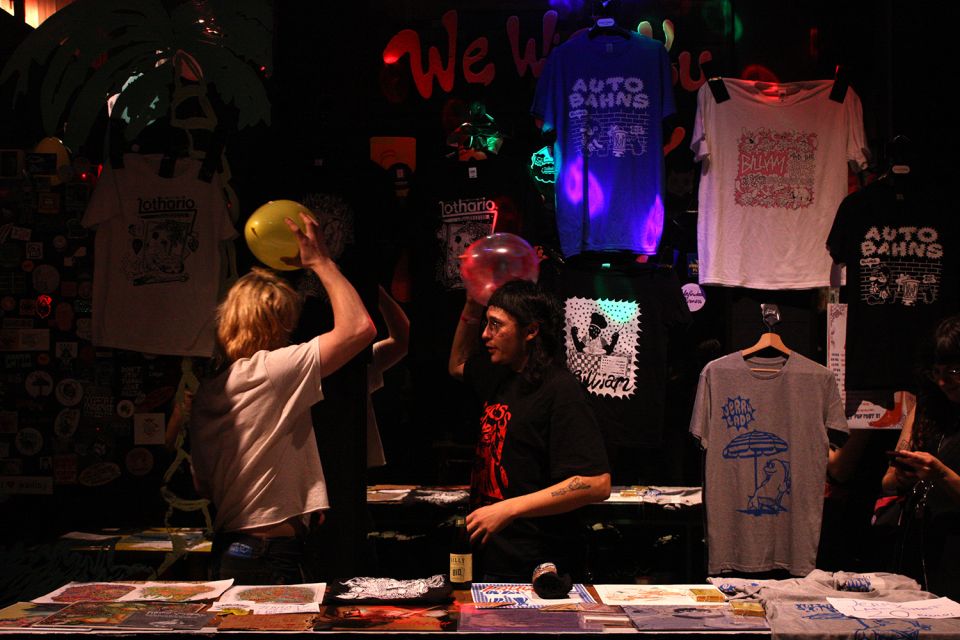 2024_10_26 Hot Sjot Pop fest 5:Thor Kissing:The cosmosians:Lothario:Ninashka:Timmy's organism - Violeta Chouciño Veiga - 46