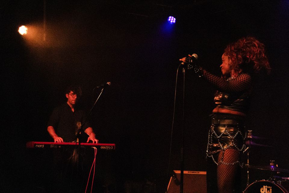 2024_11_07 Lady Blaxx : Calya J. concert - Boskeuken Urban Munch - Violeta Chouciño Veiga - 37