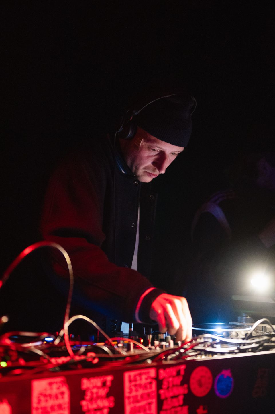 24_12_13 - OSSIA - Simon Van Looveren - Web-2